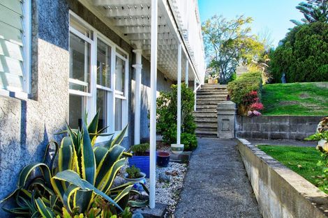 Photo of property in 9 Queen Alexandra Street, Lansdowne, Masterton, 5810