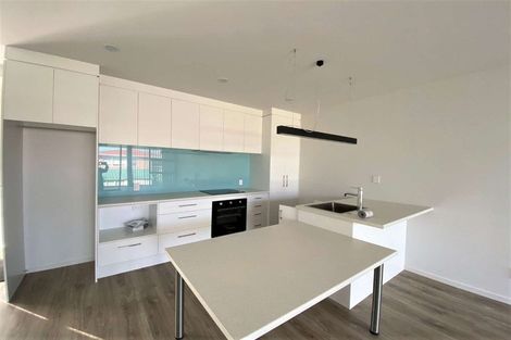 Photo of property in 40b Reeves Road, Pakuranga, Auckland, 2010