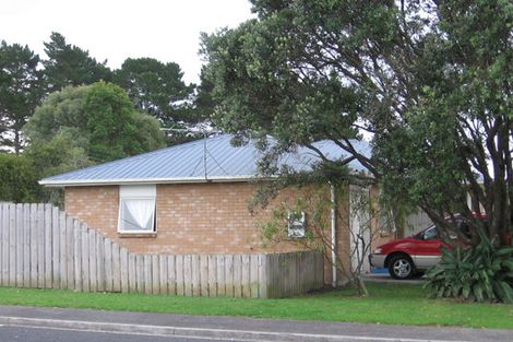 Photo of property in 332 Royal Road, Massey, Auckland, 0614