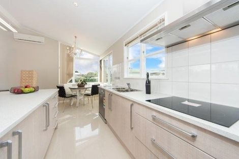 Photo of property in 10 Goodwin Drive, Rosehill, Papakura, 2113