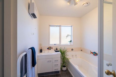 Photo of property in 43 Rempstone Drive, Halswell, Christchurch, 8025