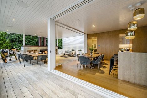 Photo of property in 215 Jervois Road, Herne Bay, Auckland, 1011