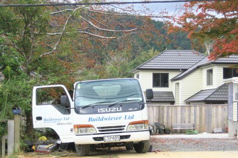 Photo of property in 9a Jocelyn Crescent, Pinehaven, Upper Hutt, 5019