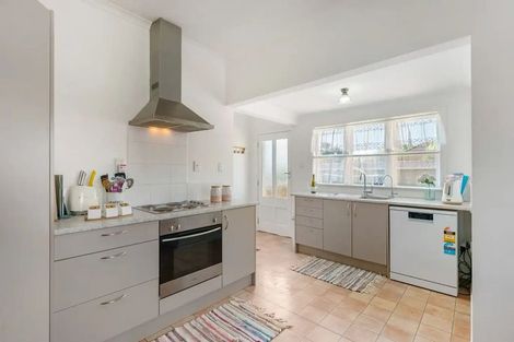 Photo of property in 25 Freyberg Crescent, Pukekohe, 2120