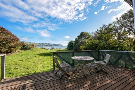 Photo of property in 108 Otakou Golf Course Road, Otakou, Dunedin, 9077