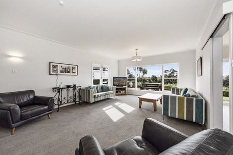 Photo of property in 124 Beerescourt Road, Beerescourt, Hamilton, 3200