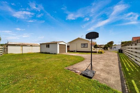 Photo of property in 42 Tawa Street, Hawera, 4610