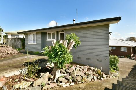 Photo of property in 4a Kathy Terrace, Stanmore Bay, Whangaparaoa, 0932