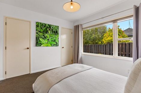 Photo of property in 1/4 Waterloo Road, Milford, Auckland, 0620