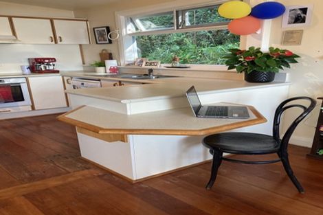 Photo of property in 10 Matai Terrace, Eastbourne, Lower Hutt, 5013