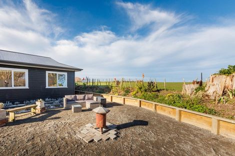 Photo of property in 319 Makirikiri Road, Crofton, Marton, 4787