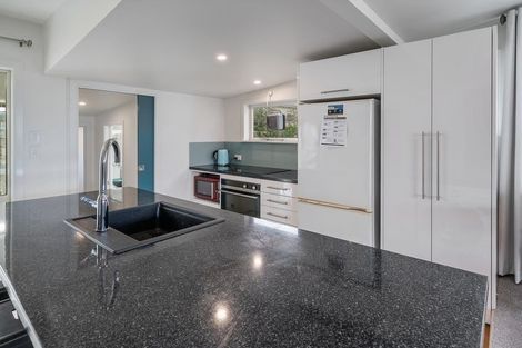 Photo of property in 92 Marine Parade, Otaki Beach, Otaki, 5512