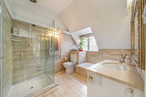 Photo of property in 291 Fergusson Drive, Heretaunga, Upper Hutt, 5018