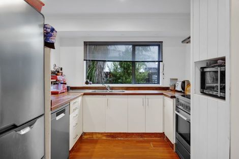 Photo of property in 28a Maire Street, Inglewood, 4330