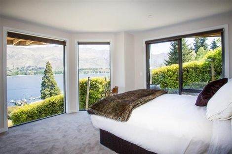 Photo of property in 92 Lismore Street, Wanaka, 9305