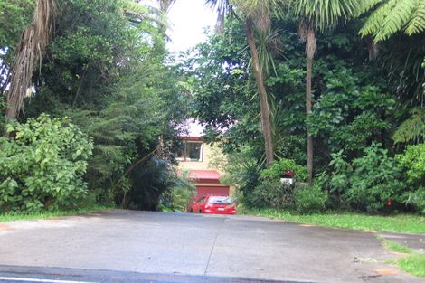 Photo of property in 118 Woodlands Park Road, Titirangi, Auckland, 0604