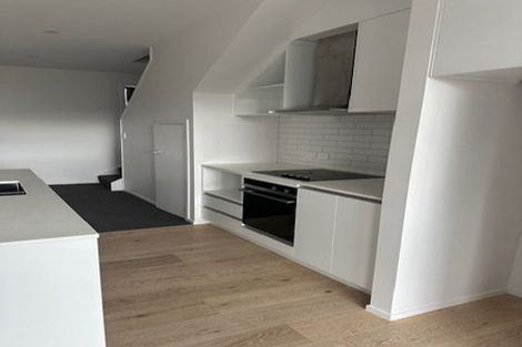 Photo of property in 2 Houhere Street, Paraparaumu, 5032