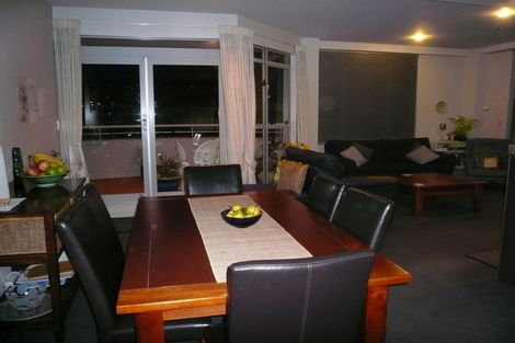 Photo of property in Grandstand Apartments, 8/80 Kent Terrace, Mount Victoria, Wellington, 6011