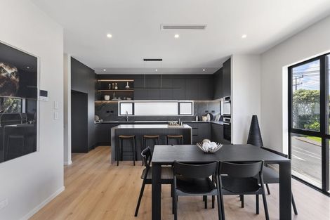 Photo of property in 2/29 Bracken Avenue, Takapuna, Auckland, 0622