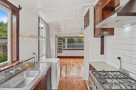 Photo of property in 13 Fifth Avenue, Mount Albert, Auckland, 1025