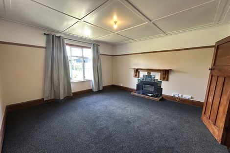 Photo of property in 56 Waihi Road, Hawera, 4610