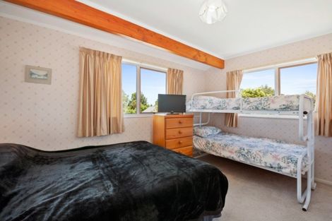 Photo of property in 7 Gibbs Place, Kinloch, Taupo, 3377