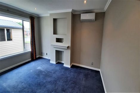 Photo of property in 162 Springs Road, Hornby, Christchurch, 8042