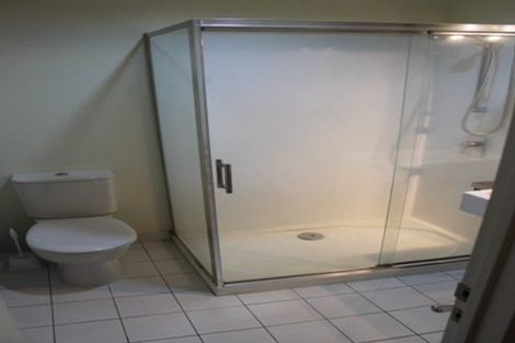 Photo of property in Luna Apartments, 3v/16 Burton Street, Grafton, Auckland, 1010