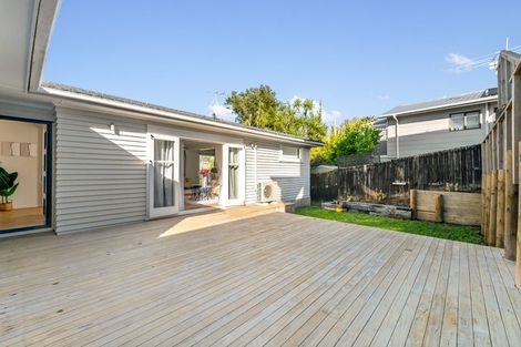 Photo of property in 34 Cassino Street, Bayswater, Auckland, 0622