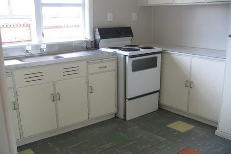 Photo of property in 28-30 Lake Pupuke Drive, Takapuna, Auckland, 0622