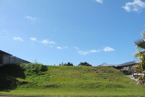 Photo of property in 10 The Fairway, Whakatane, 3120