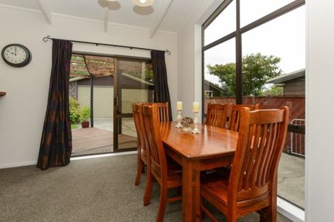 Photo of property in 8 Palmer Place, Parkvale, Hastings, 4122