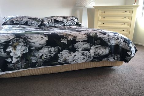 Photo of property in 7 Rangi Avenue, Schnapper Rock, Auckland, 0632