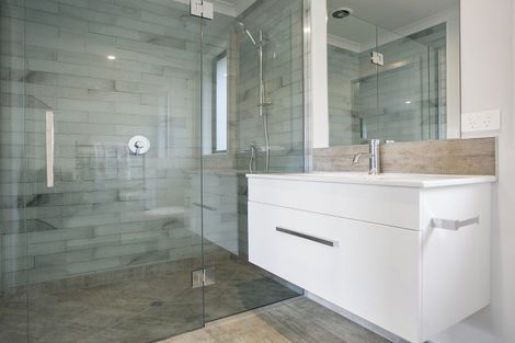 Photo of property in 35 Tulip Drive, Cambridge, 3434