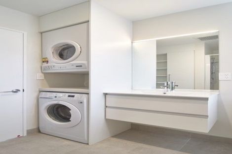 Photo of property in Riverena Flats, 377 Barbadoes Street, Christchurch Central, Christchurch, 8011