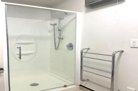 Photo of property in Budget Car Rental, 2/81 Ghuznee Street, Te Aro, Wellington, 6011