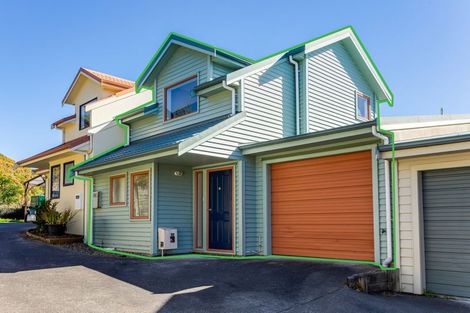 Photo of property in 13 Birkhall Grove, Strathmore Park, Wellington, 6022