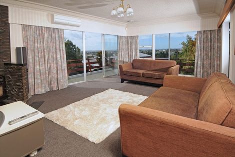 Photo of property in 107 Royal Road, Massey, Auckland, 0614