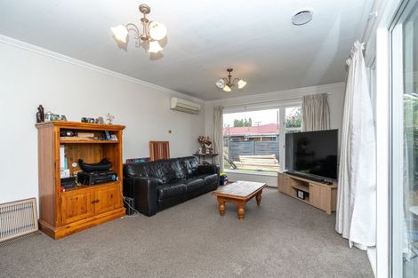 Photo of property in 150 Sandwich Road, St Andrews, Hamilton, 3200