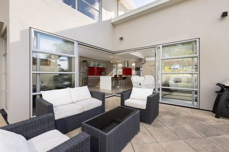 Photo of property in 102 Freyberg Street, Otumoetai, Tauranga, 3110