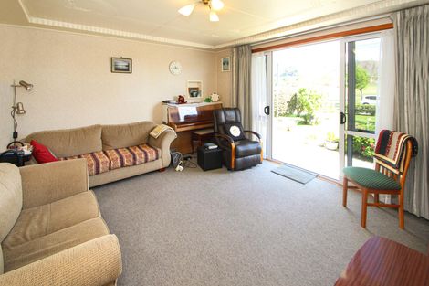 Photo of property in 19 Lismore Street, Oamaru North, Oamaru, 9400