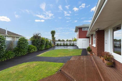 Photo of property in 15 Tralee Place, Bishopdale, Christchurch, 8053