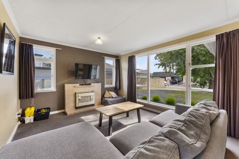 Photo of property in 4 Burfield Place, Awapuni, Palmerston North, 4412
