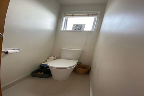 Photo of property in 9 Cockayne Crescent, Sunnynook, Auckland, 0620