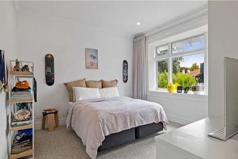 Photo of property in 11 Miro Street, Takaro, Palmerston North, 4410