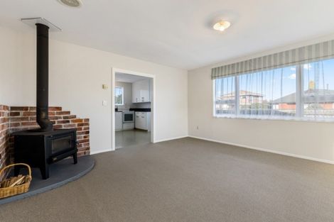 Photo of property in 19 Seadown Crescent, Amberley, 7410