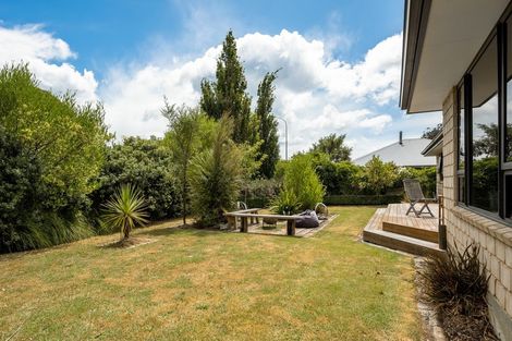 Photo of property in 12 Weka Place, Picton, 7220