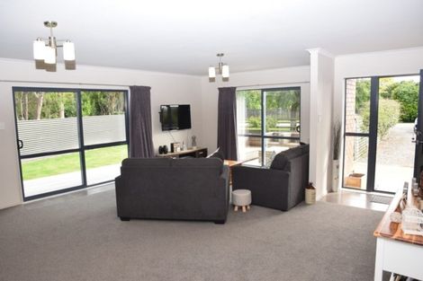 Photo of property in 26 Kirkbride Street, Wallacetown, 9816