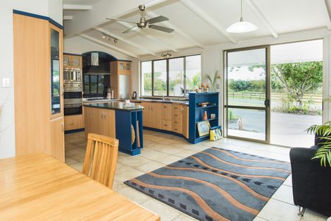 Photo of property in 42 Cameron Road, Makauri, Gisborne, 4071