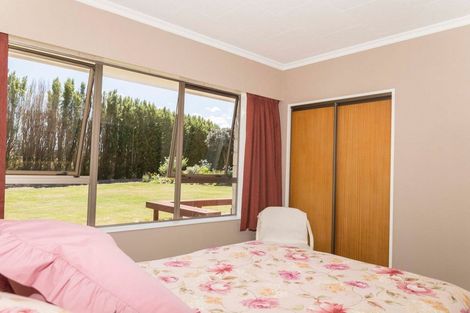 Photo of property in 47 Laws Road, Dannevirke, 4972